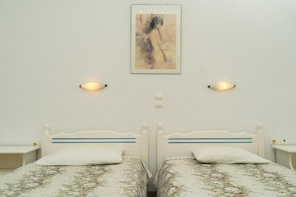 Anna'S Studios & Apartments 扎金索斯镇 外观 照片